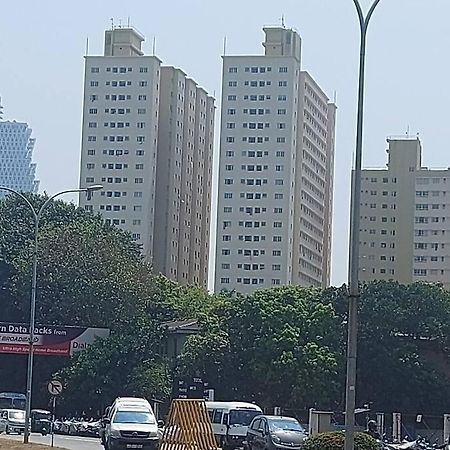 Jays Apartment - Colombo 02 At The Heart Of Convenience Екстериор снимка