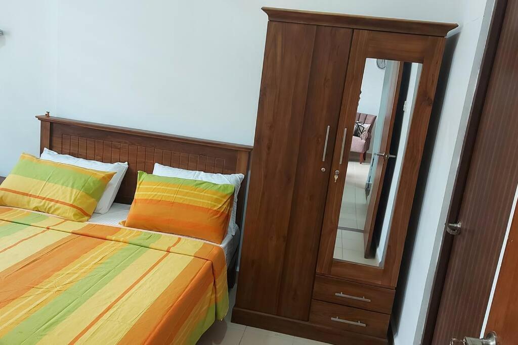 Jays Apartment - Colombo 02 At The Heart Of Convenience Екстериор снимка